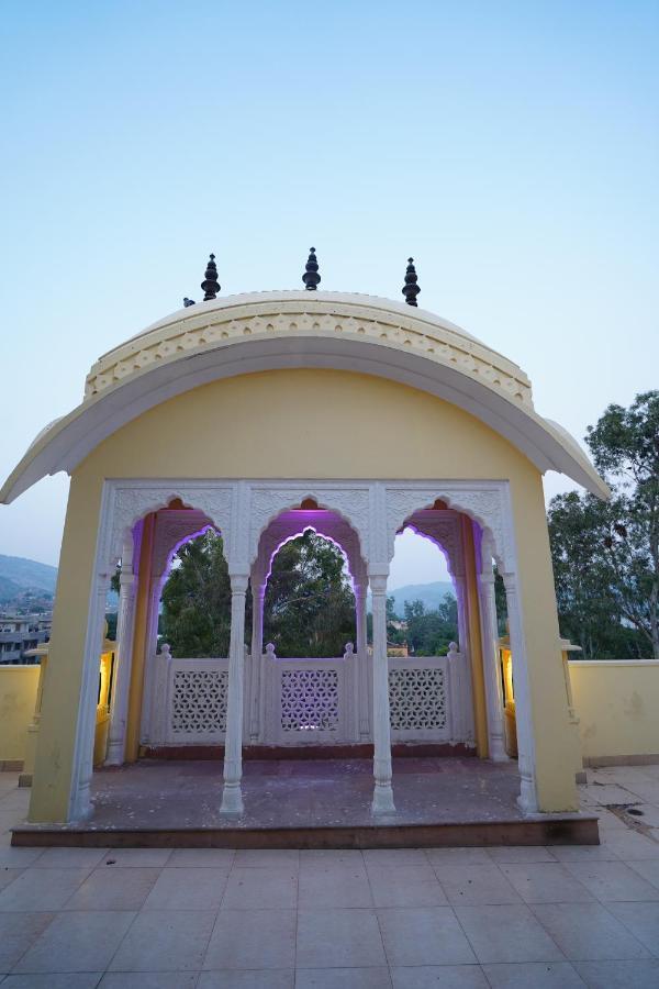Hotel Jal Mahal Haveli Джапур Экстерьер фото